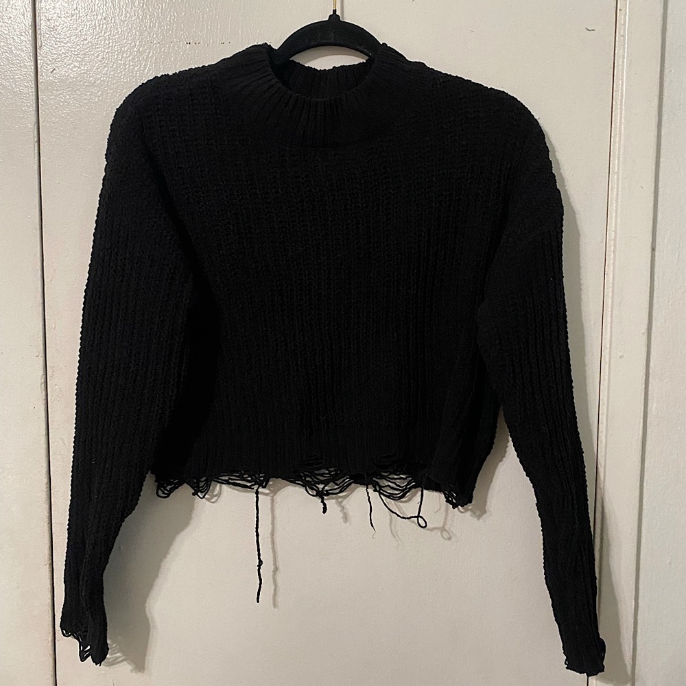 Black S Cropped Knitted sweater